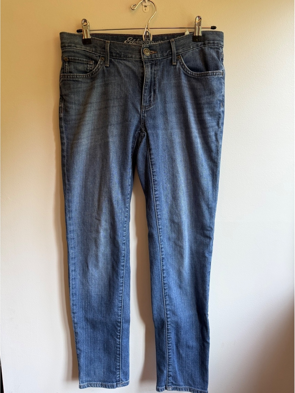 Eddie Bauer Women's Boyfriend Slim Fit Jeans Size 4 Light Wash